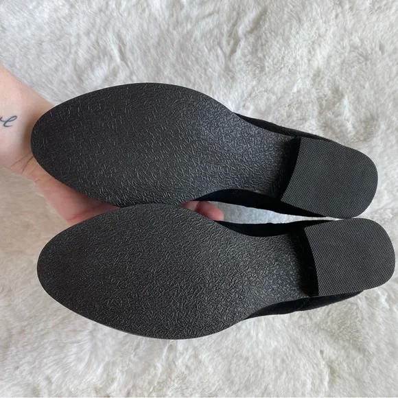 JACK ROGERS Pippa Suede Bootie Black - Picture 5 of 6